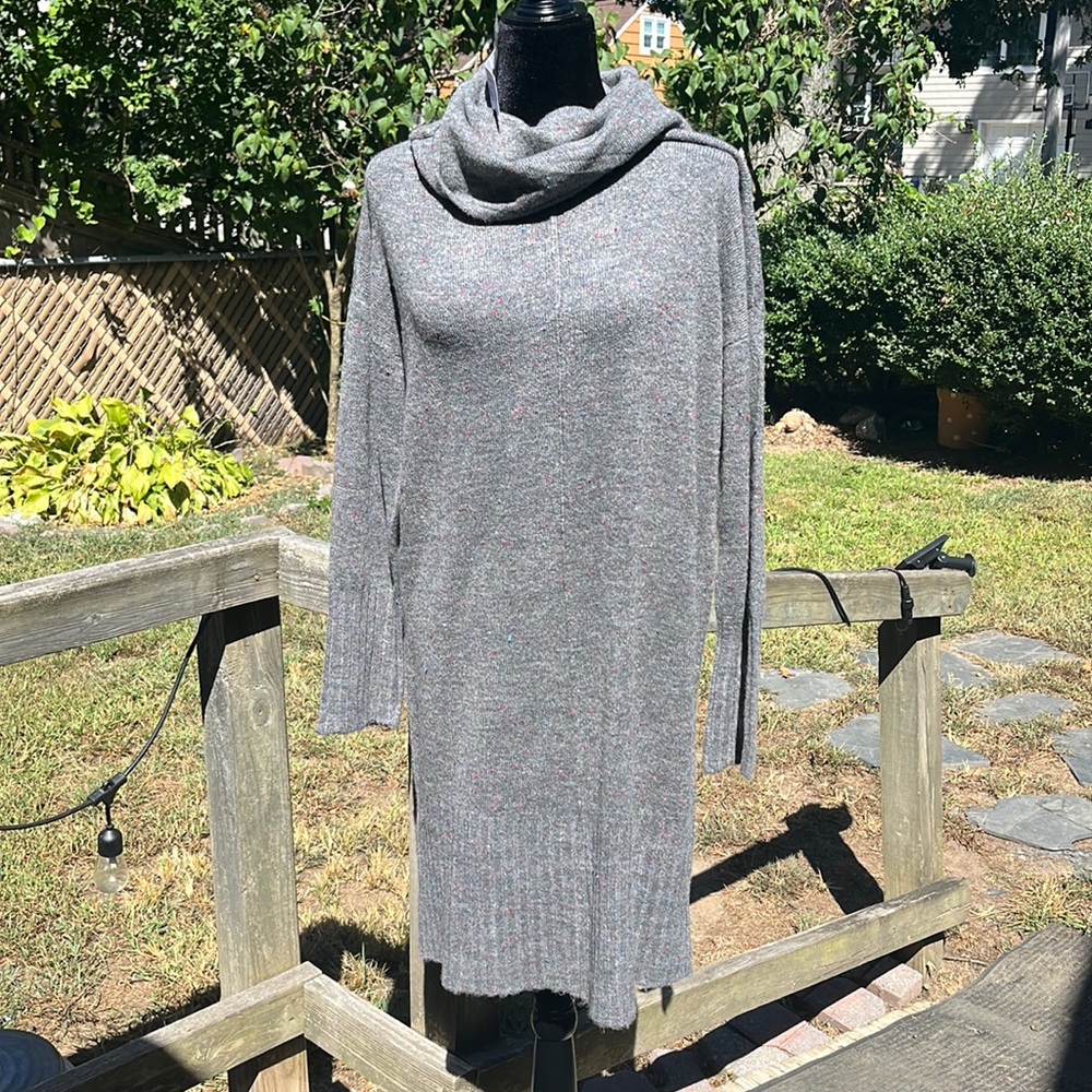 EUC Liz Claiborne Sweater Dress
